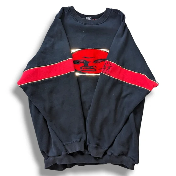 We R One 1992 |  Embroidered Logo Oversized Black & Red Sweatshirt Men's 3XL - Picture 3 of 9